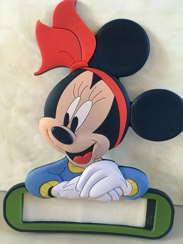 Decoration disney minnie : porte nom - disneyland paris
